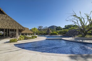 Shared pool