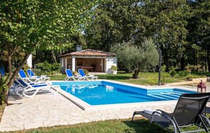 pool