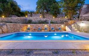 pool