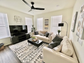 Living room with 65" TV