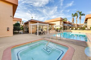 Community Amenities | 3 Year-Round Pools | Hot Tub | Fitness Center