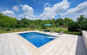 pool