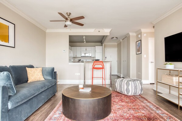 TWO 800 Tower CozySuites w/ gym! 8FL