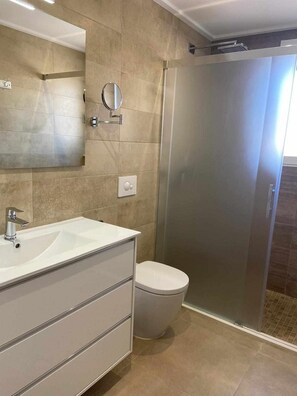 Bain