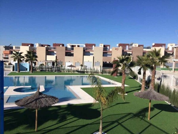 Swimming pool