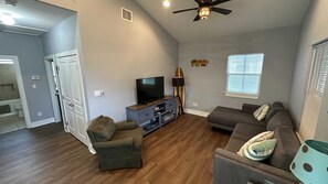 Cozy and tidy living room.