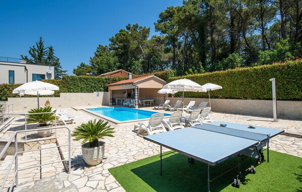 pool