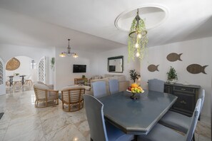 3 Ourmadeira Villas In Madeira Belleveva Living Area