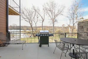 Deck | Gas Grill | White River Views