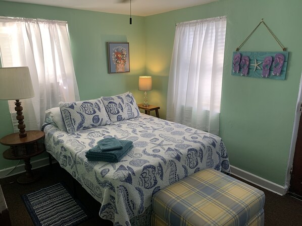 Lamp, Furniture, Painting, Bed, Home Decor