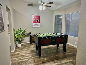 Spielezimmer