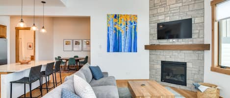 Fraser Vacation Rental | 2BR | 2BA | 950 Sq Ft | Stairs Required for Access