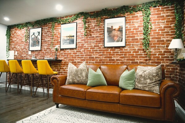 Living Room (1)