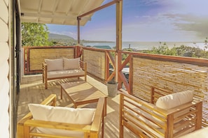 Beach/ocean view