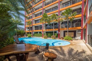 Nai Harn spacious studio, great amenities! (9775)
