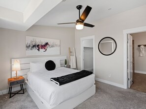 Primary Bedroom with 1 Queen Bed (Upstairs)