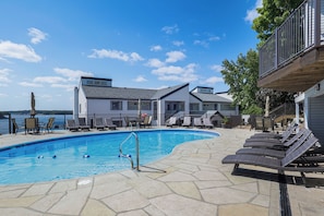 Community Amenities | Outdoor Pool (Open Seasonally)