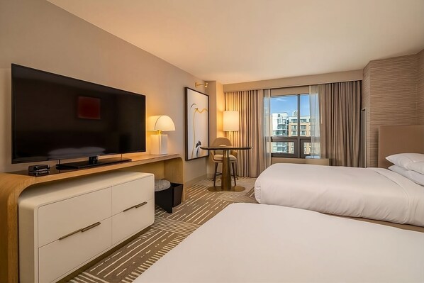 Comfortable Unit with 2 Double beds