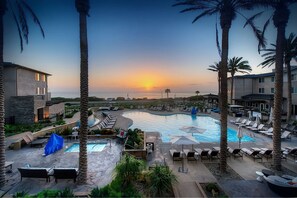 Outdoor swimming pool