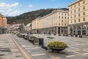 Torgallmenningen, the heart and central hub of Bergen, is just a 5-minute walk away.