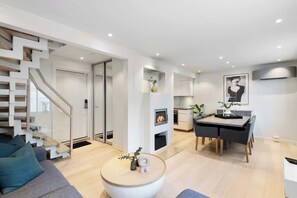 Whole property is renovated to state-of-the-art standard.