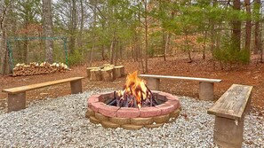 Smoky Mountains Cabin Fire Pit