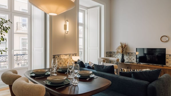 A perfectly decorated living room to give the ambience your stay needs #ambience #decor #lisbon #pt #portugal