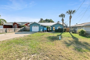 Manatee Summer House