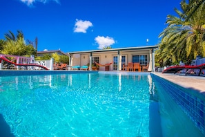 Poolside dip