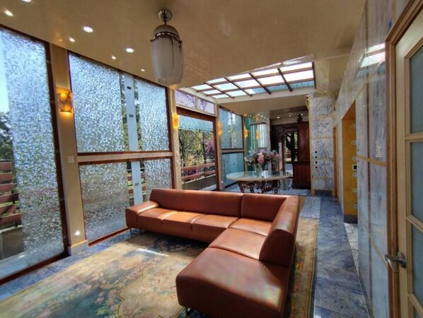 Hall