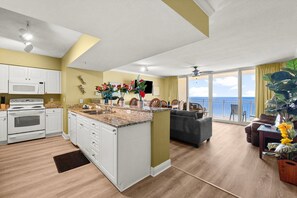 10-14700-Front-Beach-Rd-1834-9