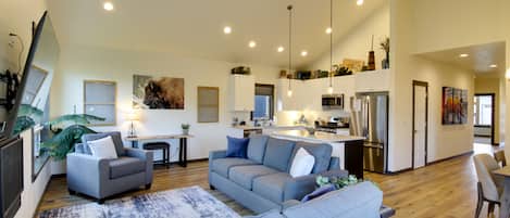 Bozeman Vacation Rental | 3BR | 2BA | 1,708 Sq Ft | 3 Steps for Entry
