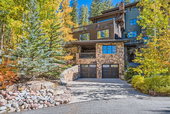 4418 Columbine Drive - a SkyRun Vail Property - Front View