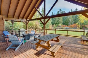 Back Deck | Gas Grill | Pet Friendly w/ Fee