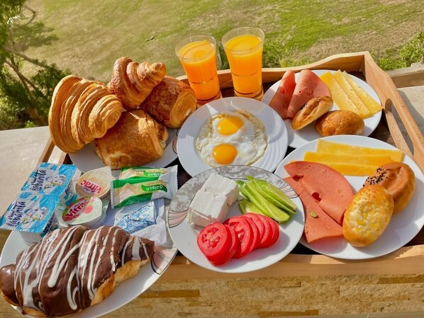 Breakfast meal