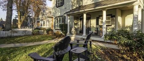 Welcome to CDA Lake Escape, your home away from home!