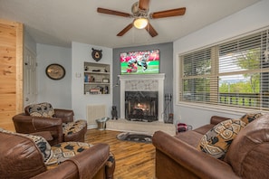 Livingroom with Seating, Flat Screen TV and Fireplace at Big Bear Ski Haus