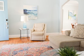 Welcome to "Fun in the Sun" in the beloved Virginia Beach oceanfront!