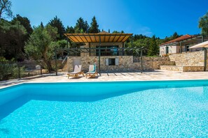 Wonderful large pool at Gionis