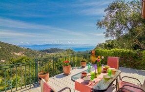 Enjoy dining with a great sea view