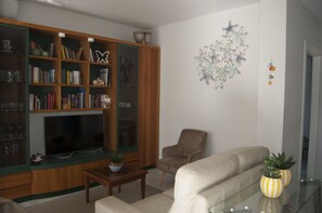 Autumn, Living Room, Spring, Summer