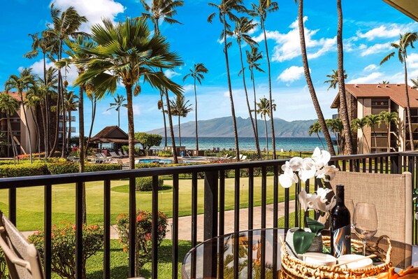 Nestled within the renowned Papakea Beach Resort, this charming condominium invites you to experience the ultimate blend of comfort, luxury, and breathtaking ocean views.