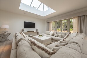 The Beach House, Brancaster: A study in sophisticated, understated elegance and class