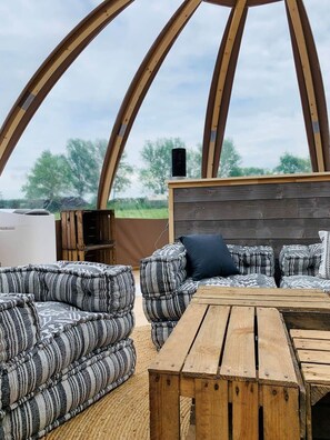 Wigwam Bed and Bourgogne 5