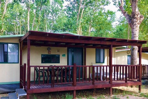 Holiday Home Exterior [summer]