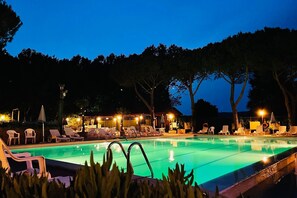 Holiday Home Swimming Pool