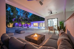 Outdoor area with gas firepit