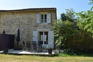 Terrasse privative avec jardin partagé