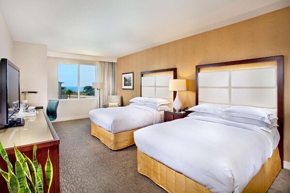 Comfortable Unit with 2 Queen beds