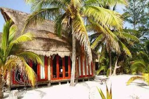 Hobox beach cabin 
